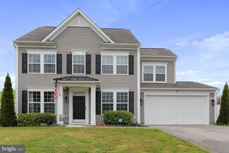 801 Bristol Dr, Greencastle, PA 17225