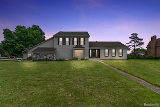 9302 Claridge Dr, Davison, MI 48423