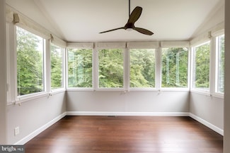 27 Cascade Rd, Arnold, MD 21012