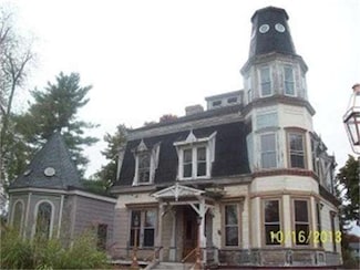 27 W Main St, West Brookfield, MA 01585