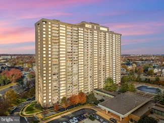 3701 S George Mason Dr Unit 2410N, Falls Church, VA 22041