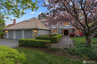 7525 81st Place SE, Mercer Island, WA 98040