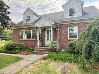 160 Wolcott St, Bristol, CT 06010