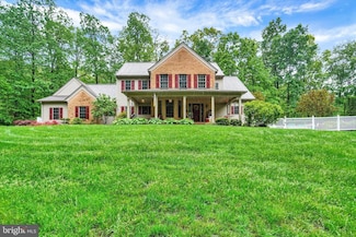 2710 Castanea Ct, York, PA 17402