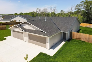 536 & 538 W 50th Ct S, Wichita, KS 67217