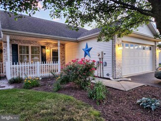 225 Lantern Ln, Chambersburg, PA 17201