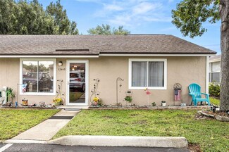12449 Tavares Ridge Cir, Tavares, FL 32778
