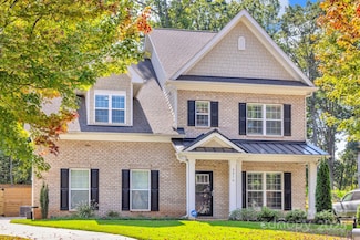 4216 Mcintyre Ave, Charlotte, NC 28216