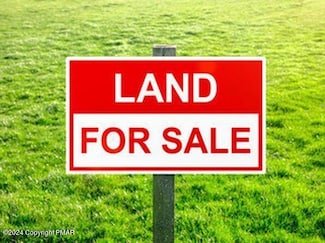 715 N Shore Dr, Albrightsville, PA 18210