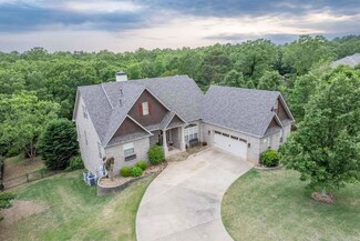 407 Greystone Blvd, Cabot, AR 72023
