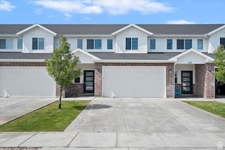 248 E 1500 St N, Harrisville, UT 84404