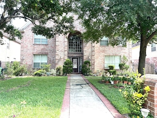 13518 Oak Bend Forest Dr, Houston, TX 77083