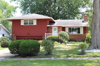 934 Anderson Hills Dr, Cincinnati, OH 45230