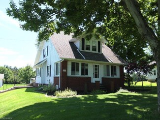 5786 Pigeon Run Rd SW, Navarre, OH 44662