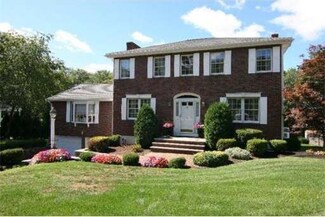 18 Ellen Rd, Stoneham, MA 02180