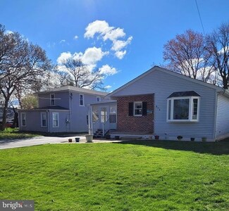 814 Lawnton Terrace, Glenolden, PA 19036