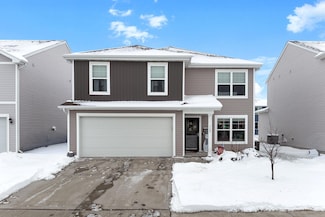 713 Elizabeth Ln NW, Bondurant, IA 50035