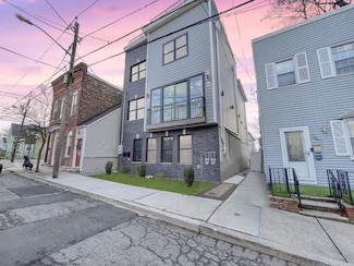 285 Lembeck Ave Unit R, Jersey City, NJ 07305