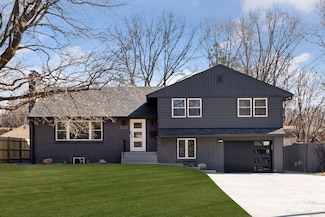 1022 Fairview Ave S, Saint Paul, MN 55116