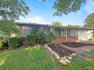 962 Martha Ave, Catawissa, MO 63015