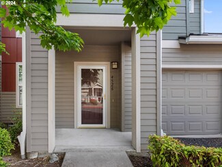 4526 SW 11th St, Gresham, OR 97080