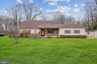 28 Fountain Blvd, Burlington, NJ 08016