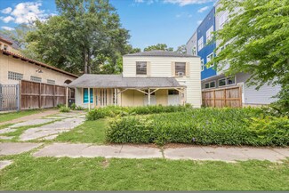 2426 Quenby St, Houston, TX 77005