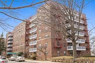 8510 151st Ave Unit 4J, Howard Beach, NY 11414