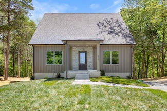 2370 Ramblewood Dr, Clarksville, TN 37040