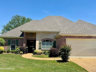 419 Providence Dr, Brandon, MS 39042