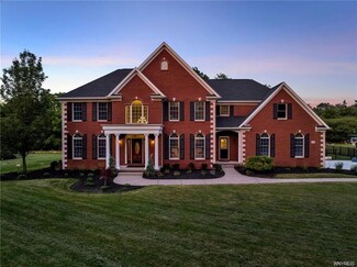 5145 Lexor Ln, Clarence, NY 14031