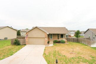 120 Springlake Dr, Newton, KS 67114