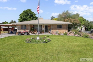 220 S Milton Ave, Shelley, ID 83274