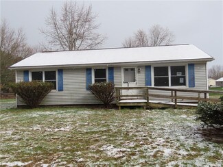 6387 Peoples Rd, Sodus, NY 14551