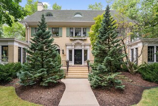 732 Sheridan Rd, Evanston, IL 60202