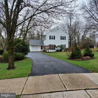 2045 Foster Rd, Hatfield, PA 19440