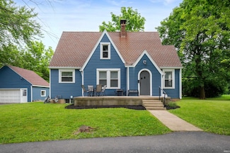 110 E Harrison St, Spiceland, IN 47346