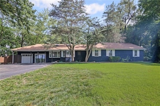 8600 W 64th Terrace, Mission, KS 66202