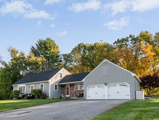 20 Launching Rd, Andover, MA 01810