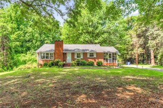 3870 Shattalon Dr, Winston Salem, NC 27106