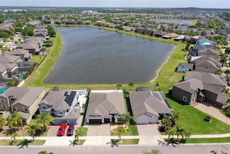 10008 Celtic Ash Dr, Ruskin, FL 33573