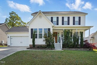 1039 S Philwood Ct, Fuquay-Varina, NC 27526