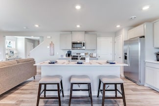 2091 Clearwater Terrace, Shakopee, MN 55379