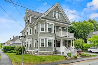 39 Harold St Unit 3, North Andover, MA 01845