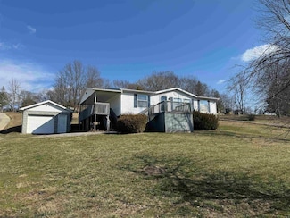 20 Jordan Dr, Mount Clare, WV 26408