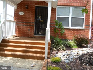 908 N 12th St, Philadelphia, PA 19123