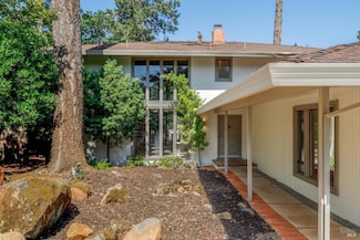 1611 Manzanita Ave, Santa Rosa, CA 95404