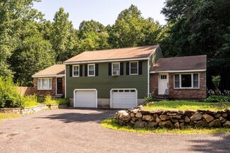 34 Hemlock Cir, Sandown, NH 03873