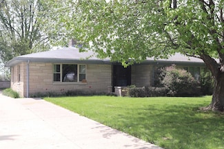 8325 S Pleasant St, Daleville, IN 47334