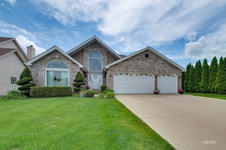 1227 W Surrey Rd, Addison, IL 60101